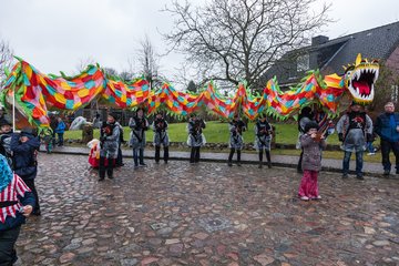 Bild 398 - Latuff 2017